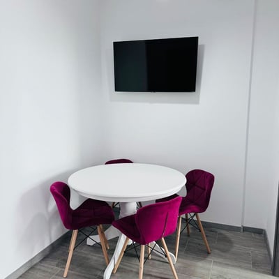 Аренда комфортной 2-комнатной квартиры с видом на море, 54 м², Мамая, Констанца, Румыния